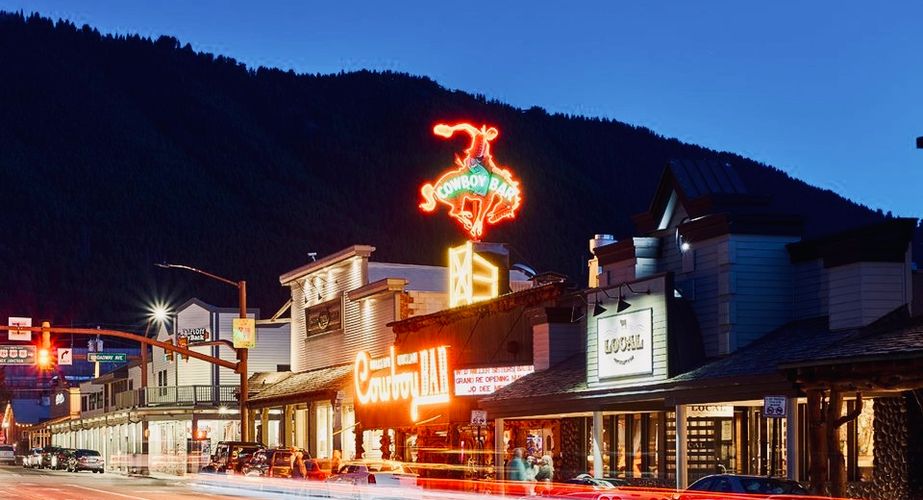 Wyoming Office of Tourism 17 Wyoming Office of Tourism 17